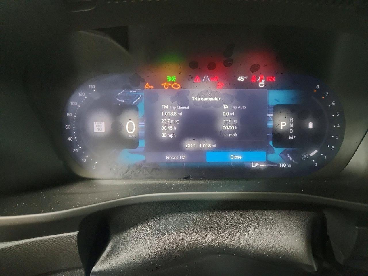 2026 VOLVO XC40
