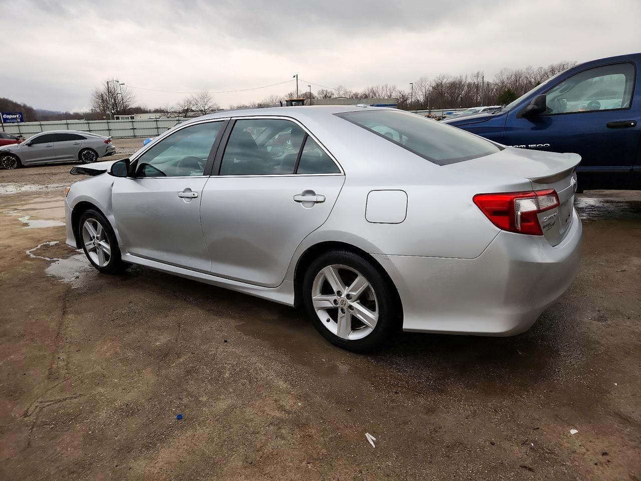 2012 TOYOTA CAMRY