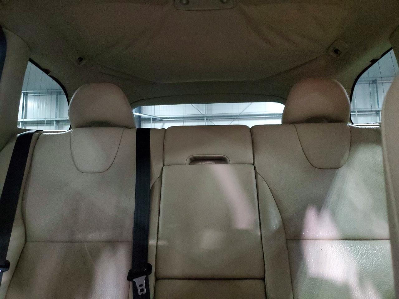 2010 VOLVO XC60