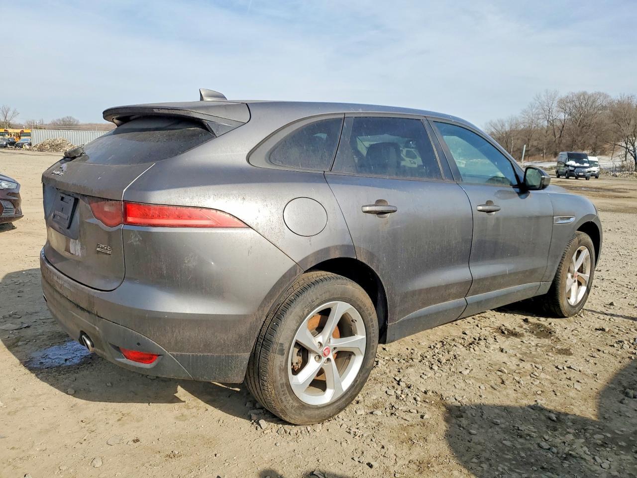 2018 JAGUAR F-Pace