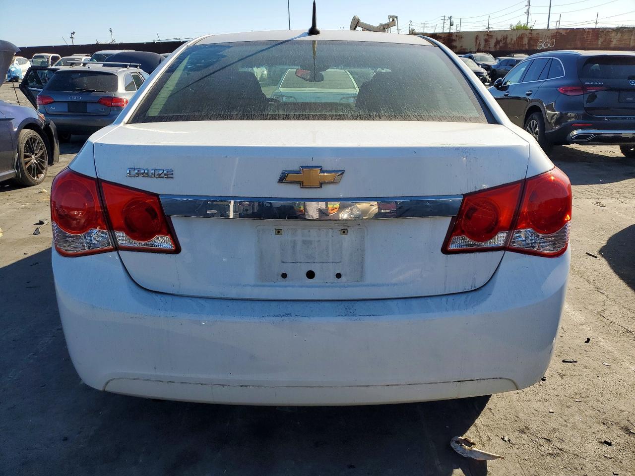 2011 CHEVROLET CRUZE