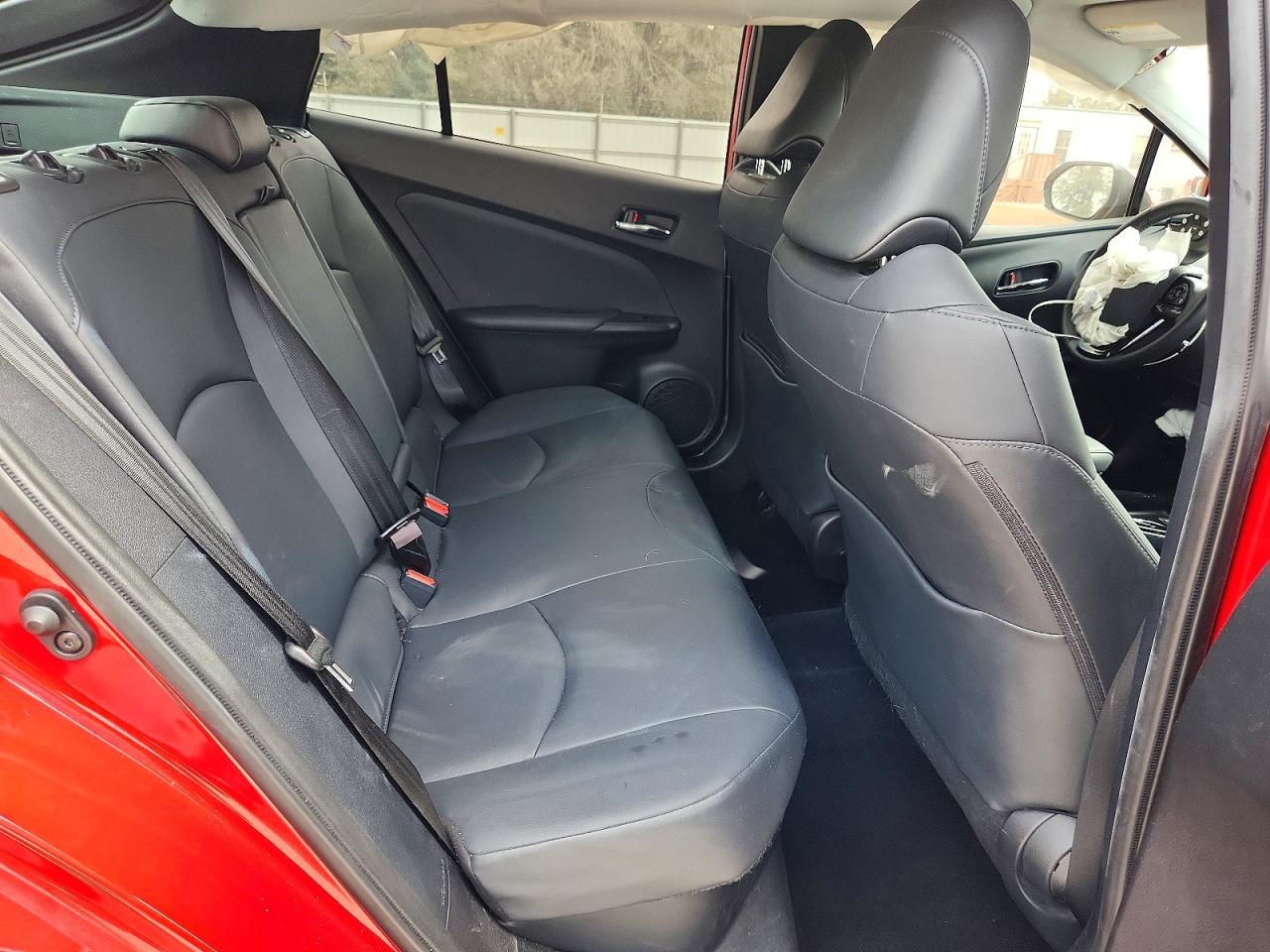 2022 TOYOTA PRIUS