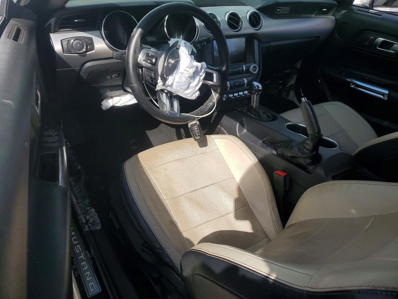 2020 FORD MUSTANG