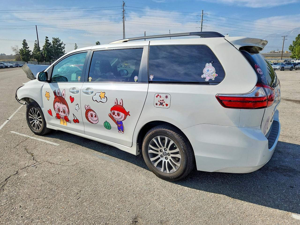 2018 TOYOTA SIENNA