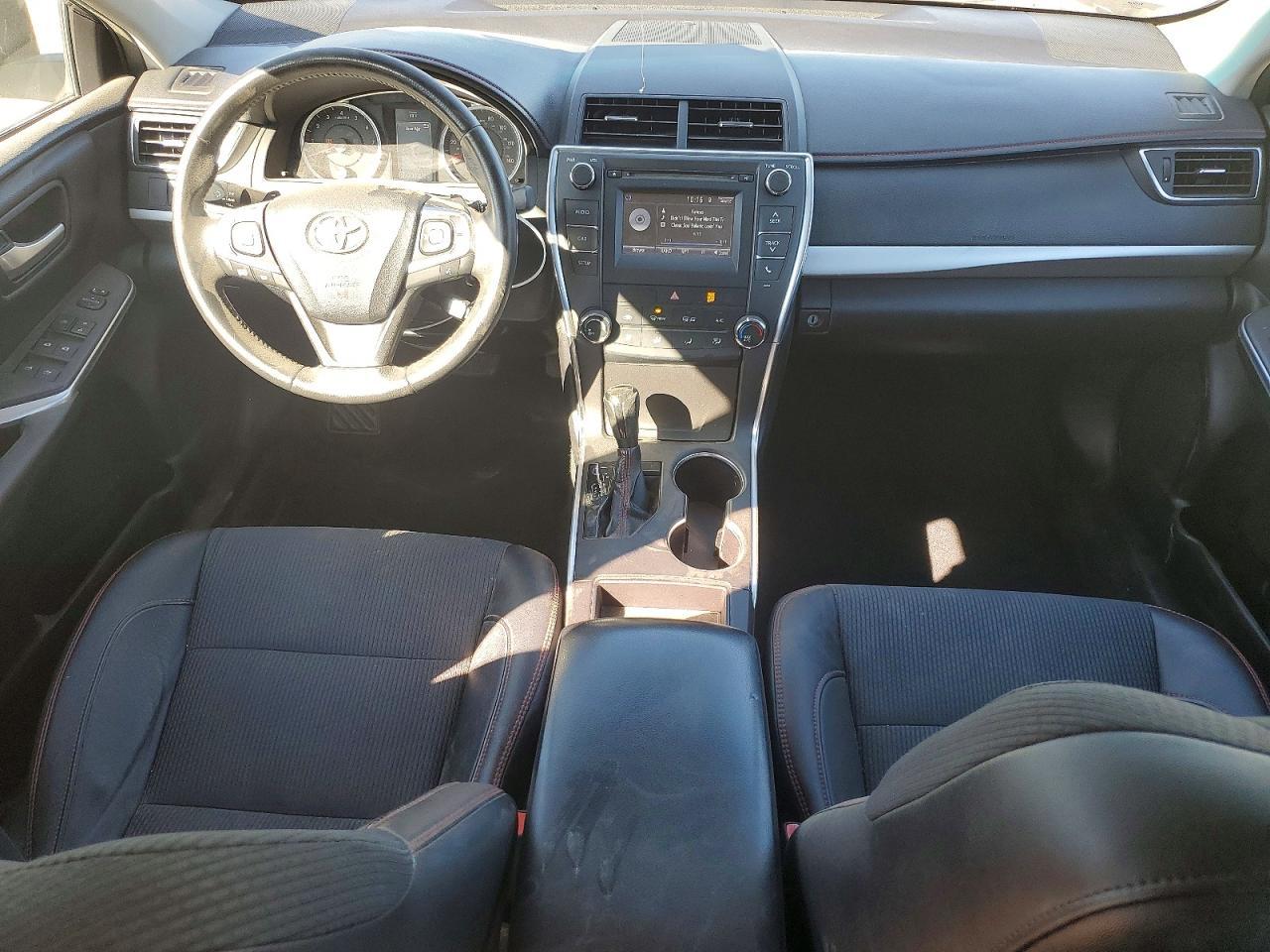 2017 TOYOTA CAMRY