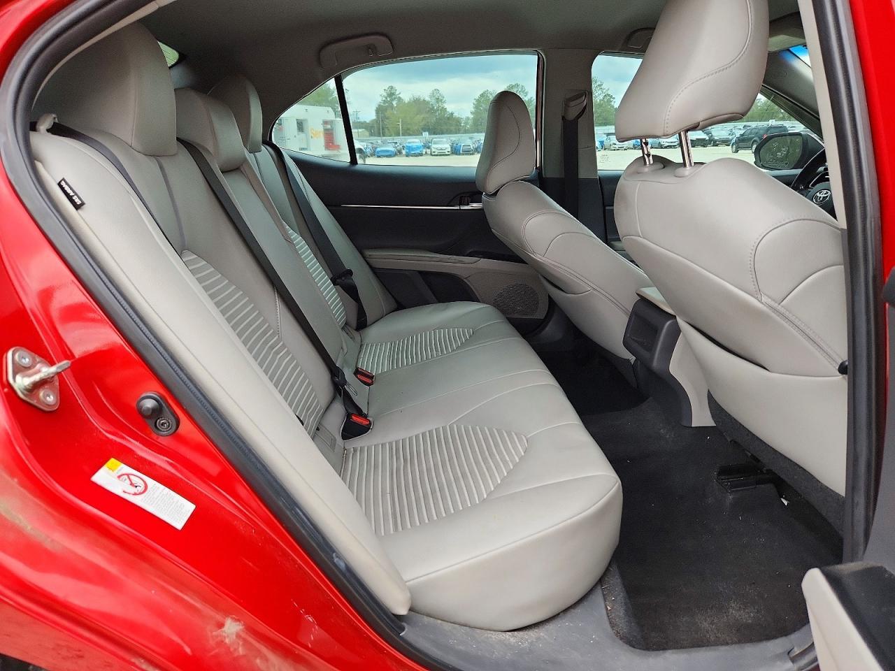 2019 TOYOTA CAMRY