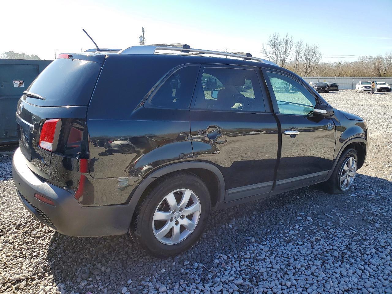 2013 KIA SORENTO