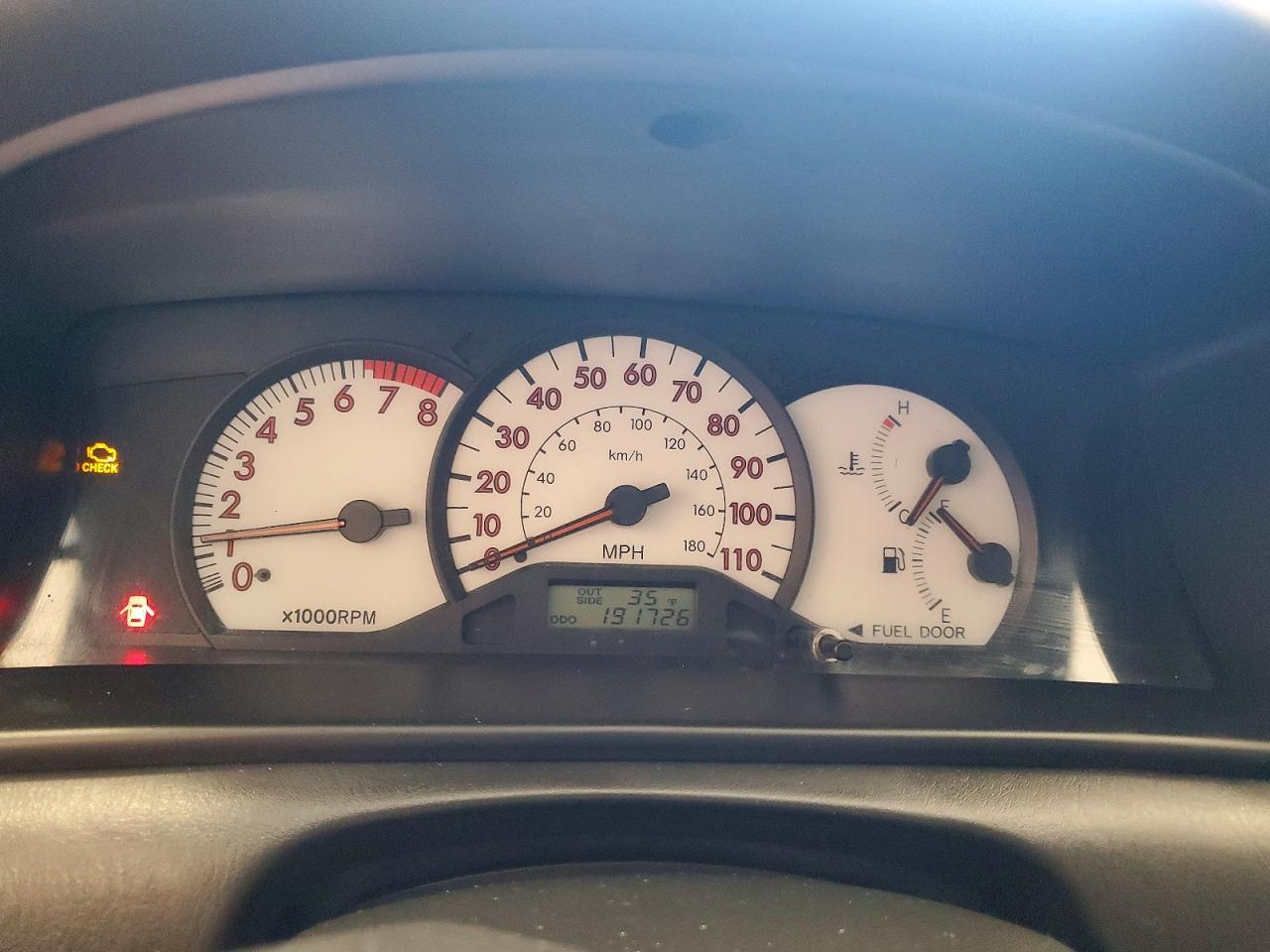 2004 TOYOTA COROLLA
