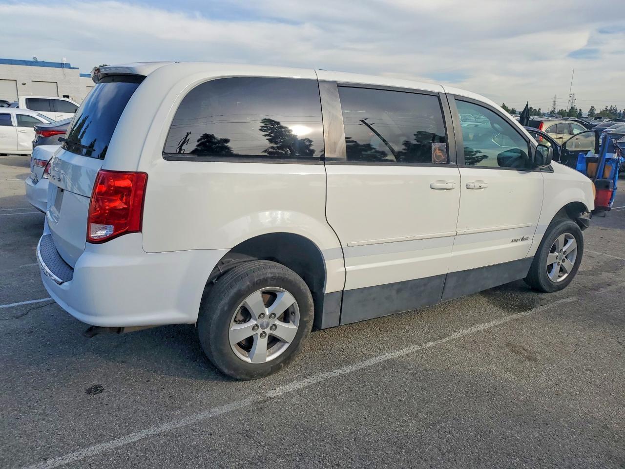 2013 DODGE GRAND CARAVAN