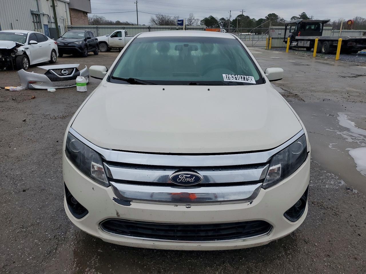 2011 FORD FUSION