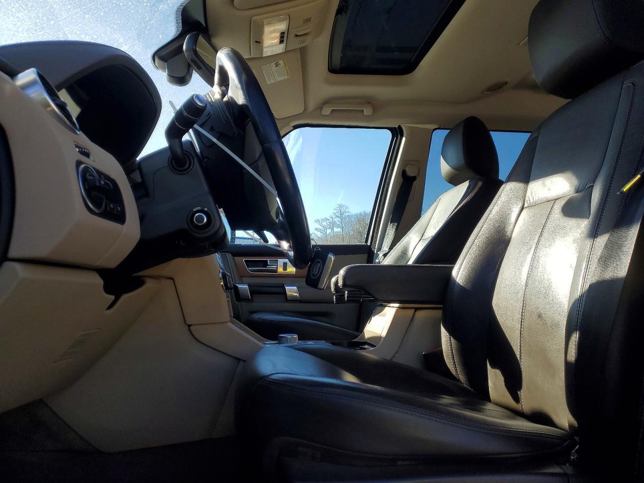 2016 LAND ROVER LR4