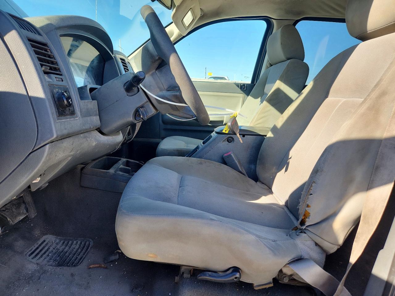 2006 DODGE Dakota