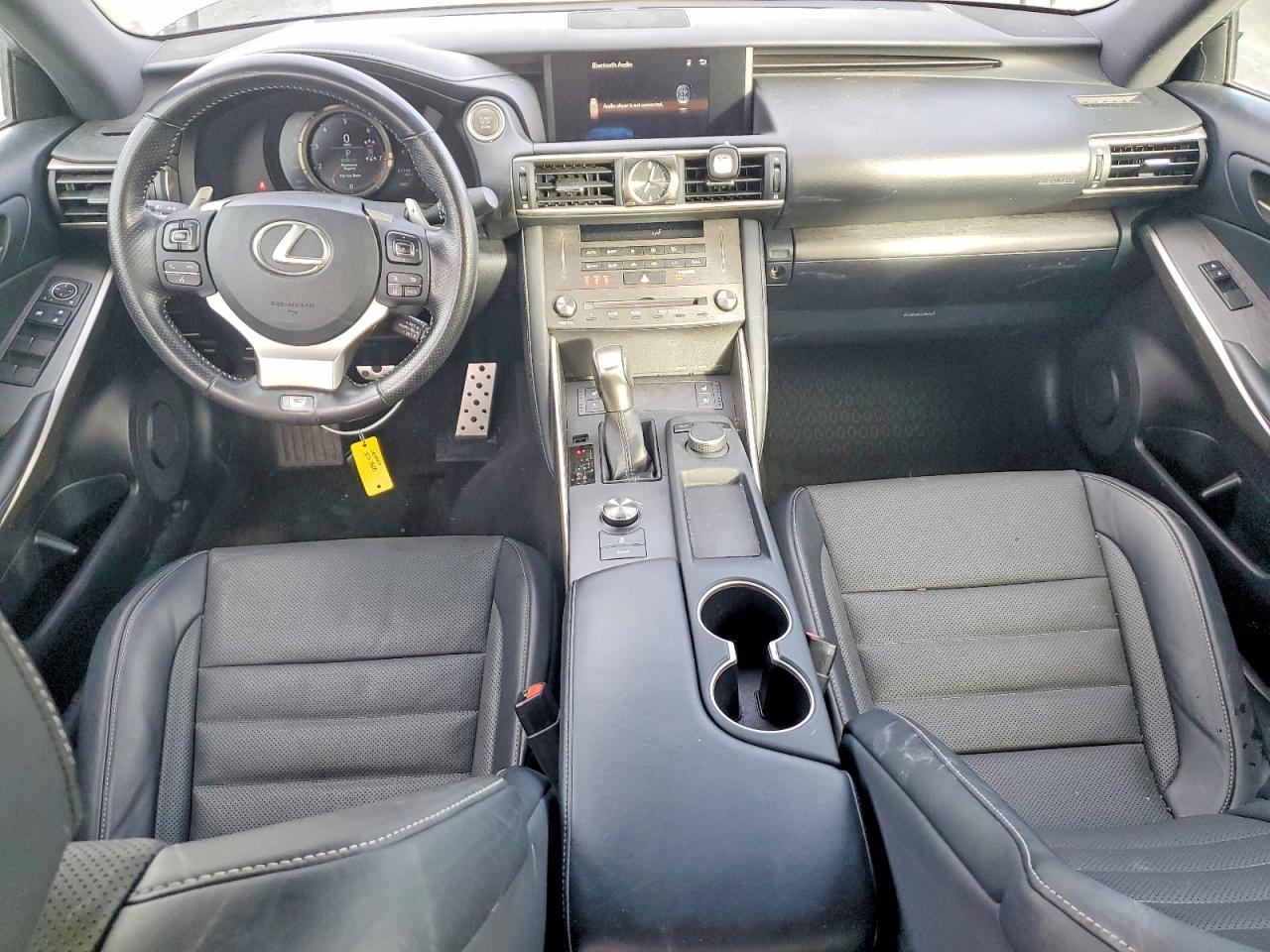 2020 LEXUS IS 300