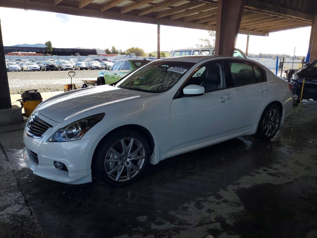 2012 INFINITI G37