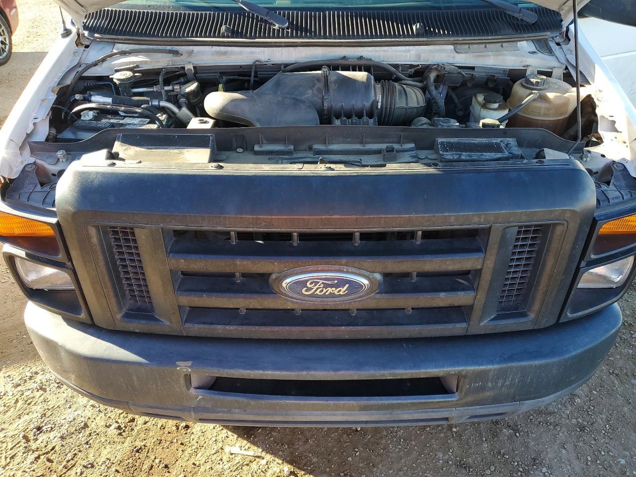 2009 FORD Econoline E350