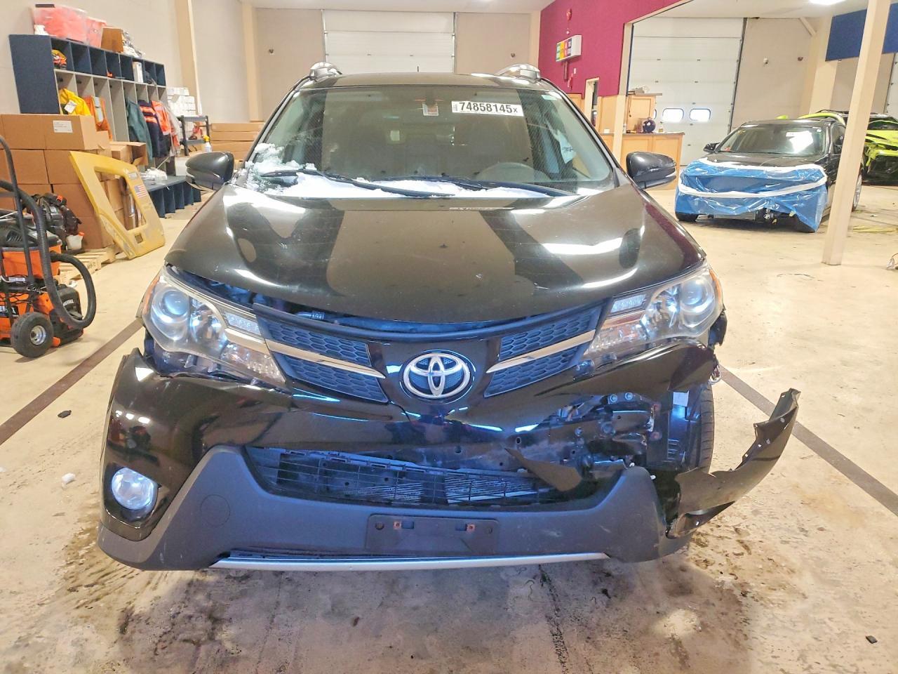 2015 TOYOTA RAV4