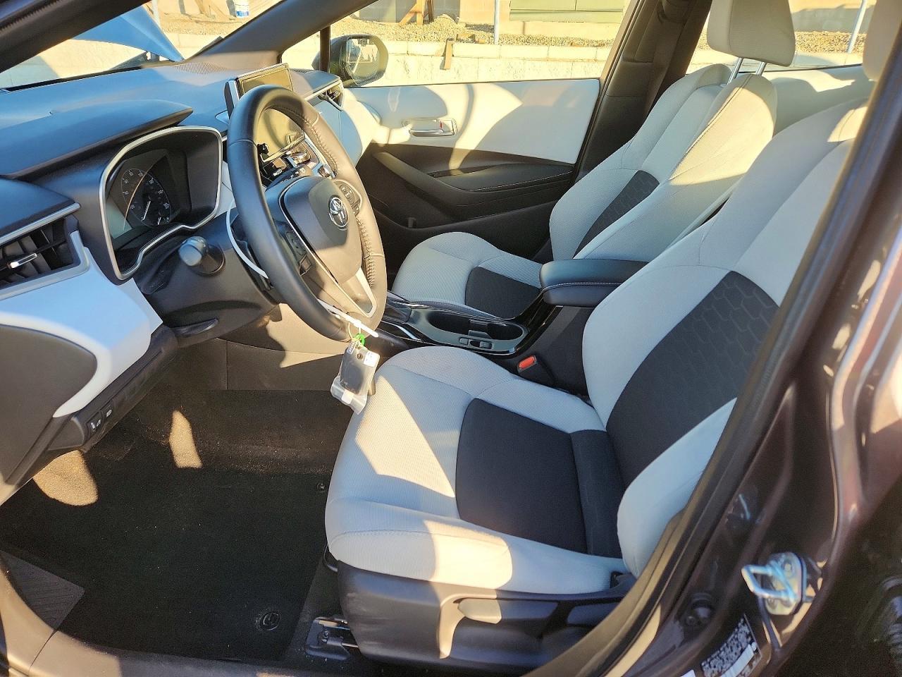 2025 TOYOTA COROLLA