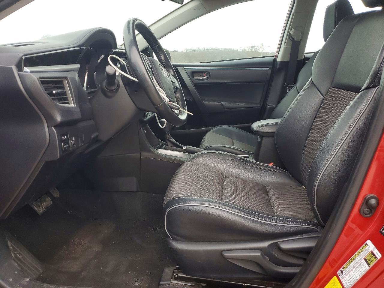 2015 TOYOTA COROLLA