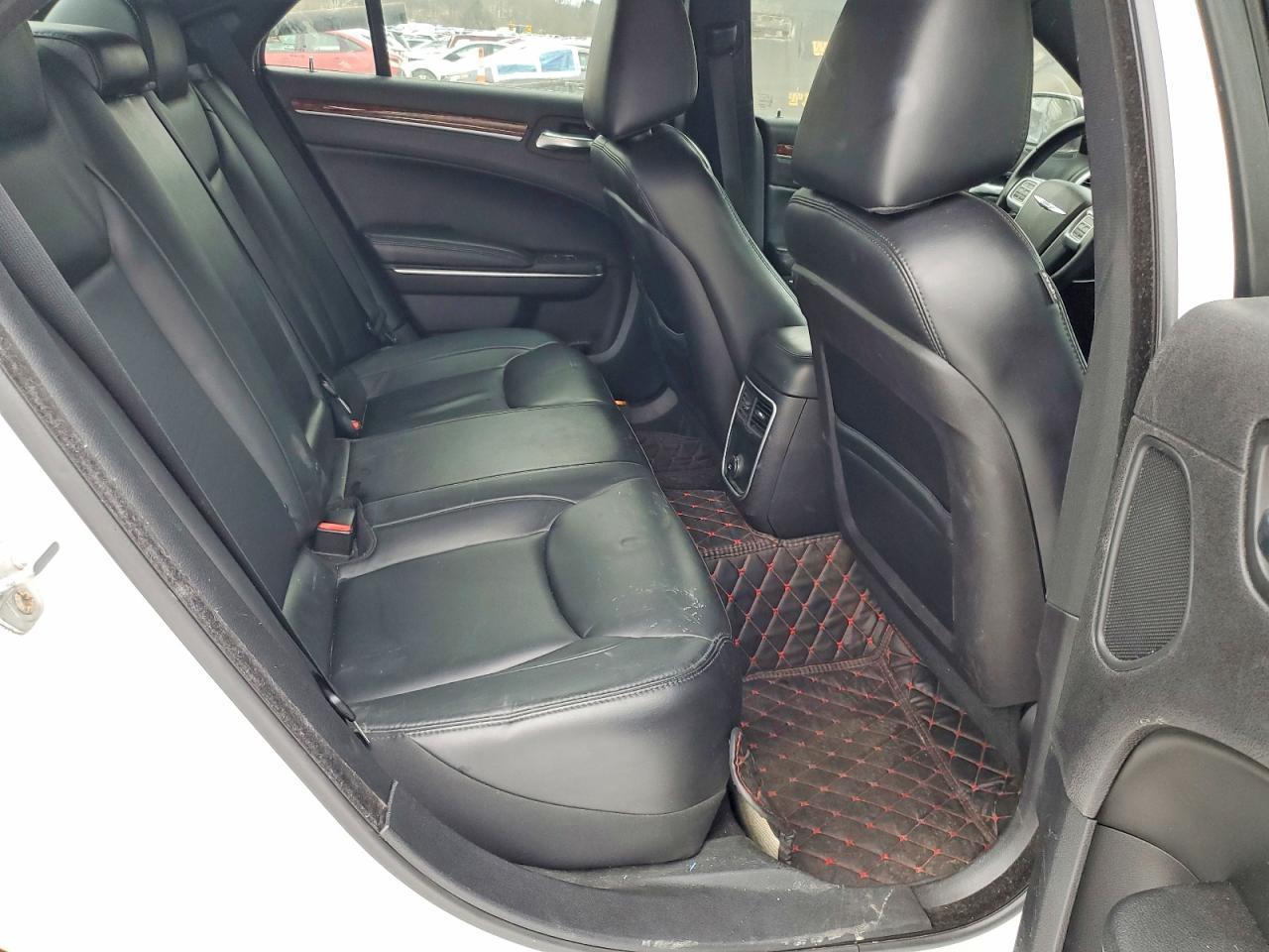2014 CHRYSLER 300
