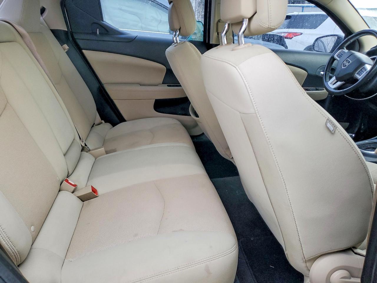 2011 DODGE Avenger