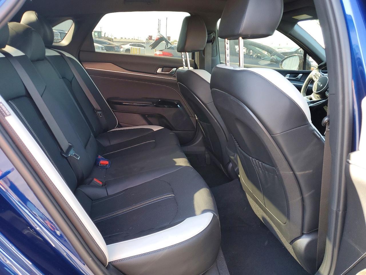 2025 KIA K5