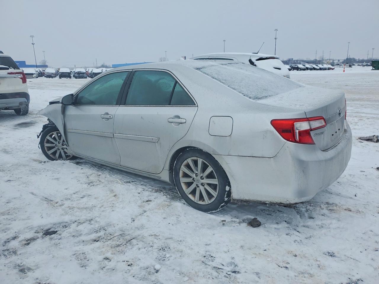 2014 TOYOTA CAMRY