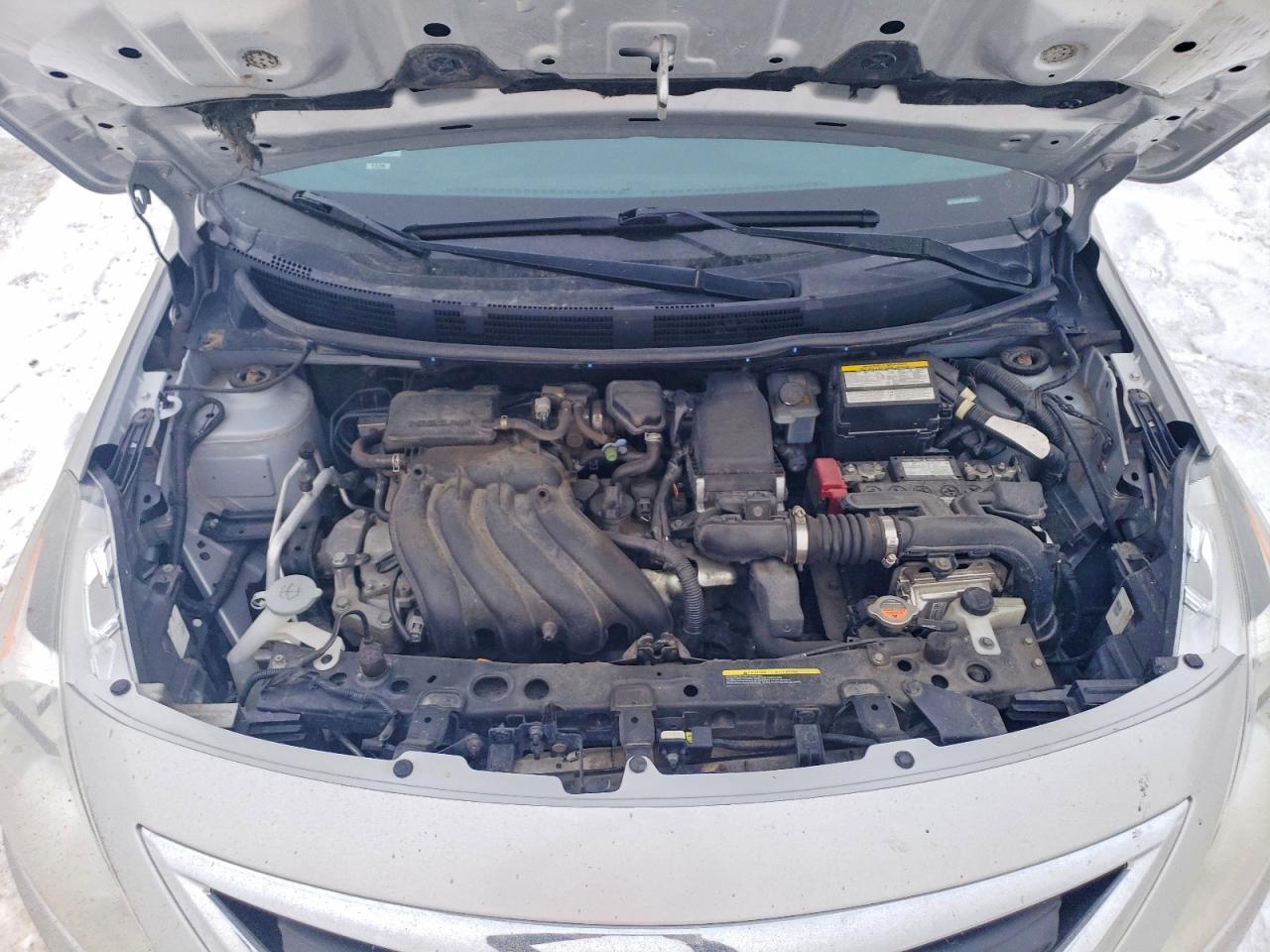 2015 NISSAN VERSA