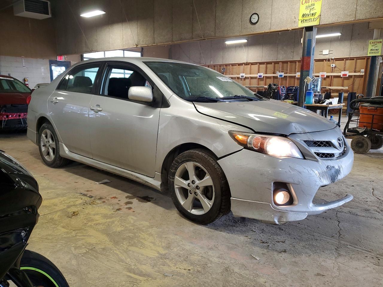 2011 TOYOTA COROLLA
