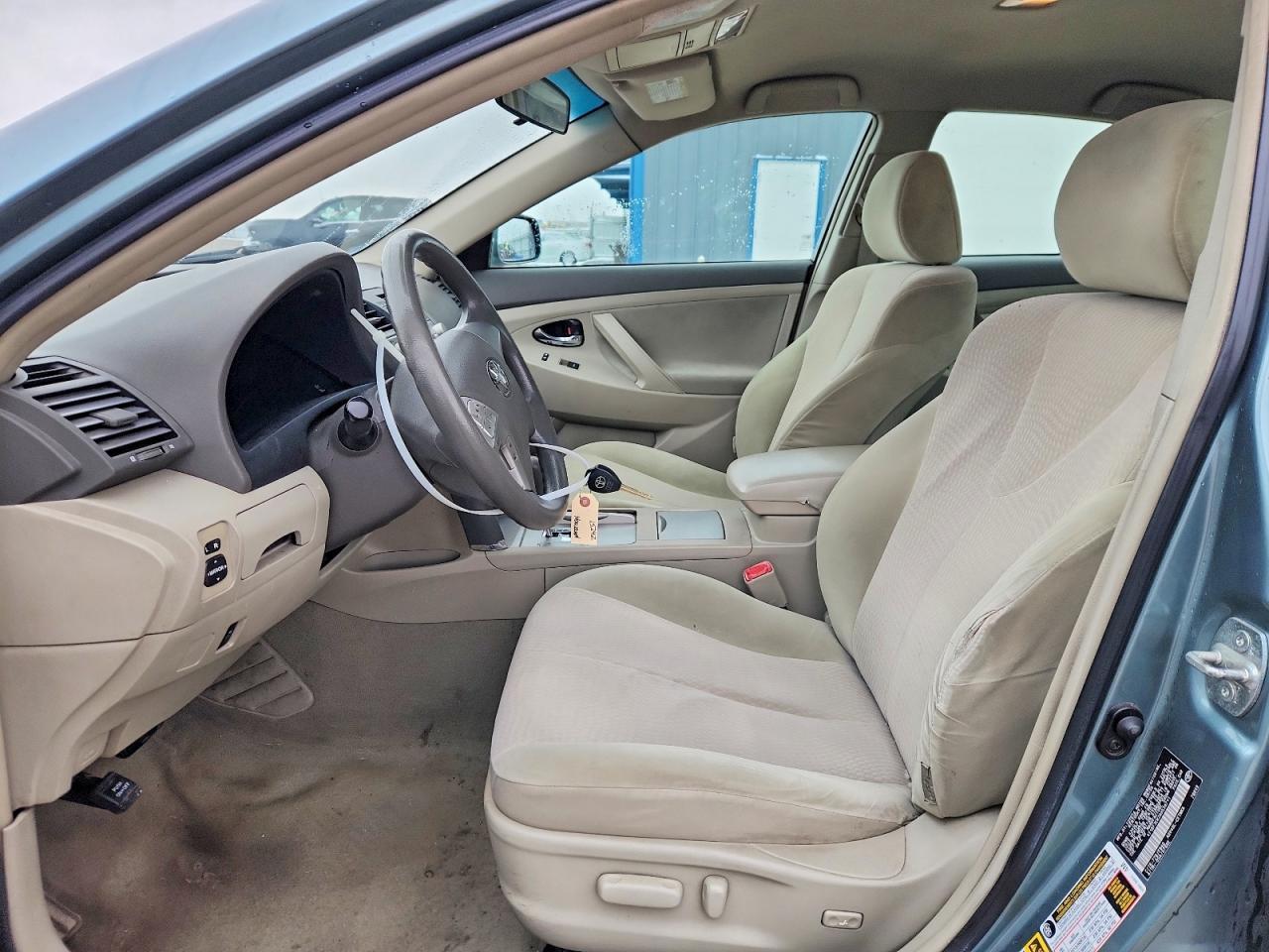 2010 TOYOTA CAMRY