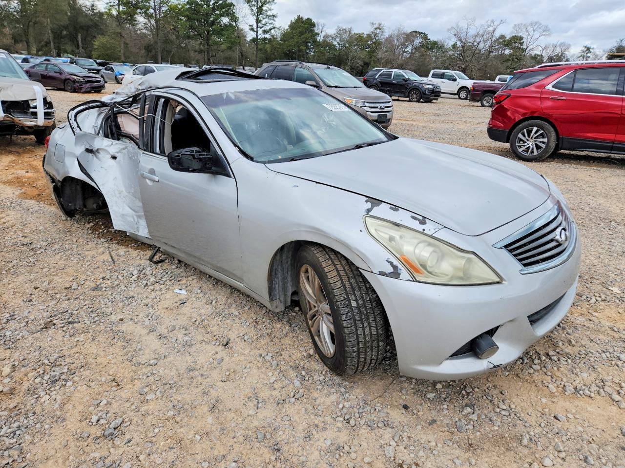 2012 INFINITI G37