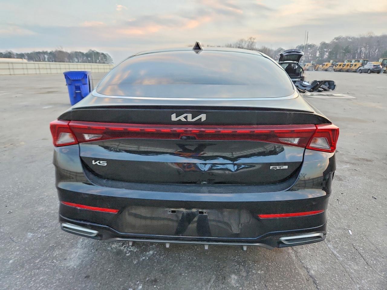 2023 KIA K5