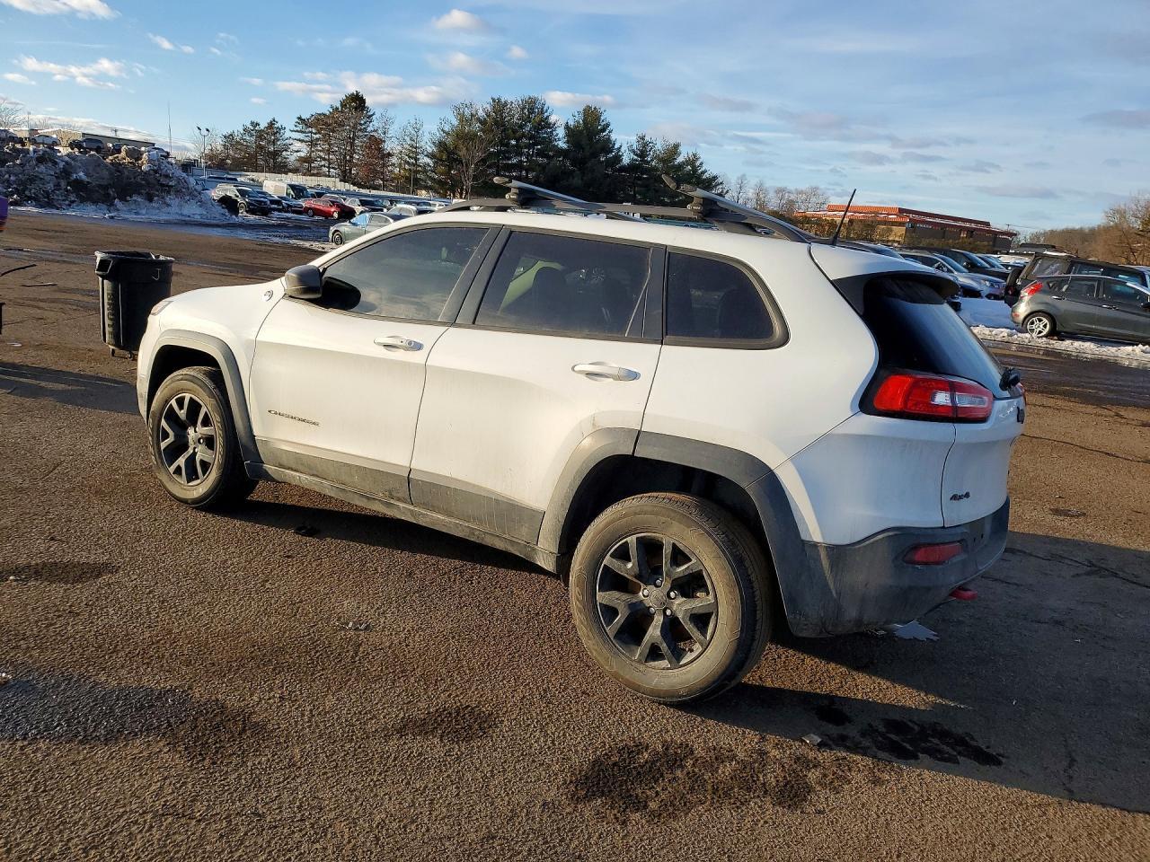 2016 JEEP CHEROKEE