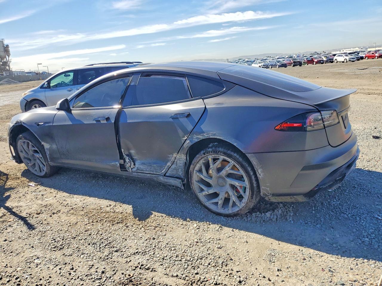 2026 TESLA MODEL S