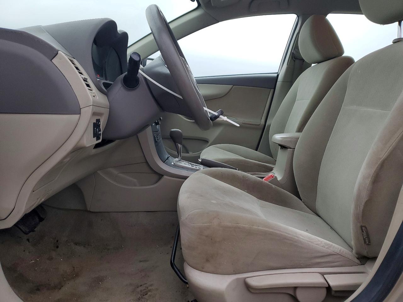 2010 TOYOTA COROLLA
