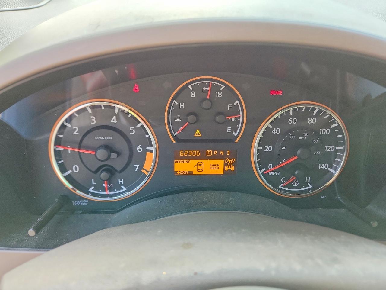 2011 NISSAN Titan