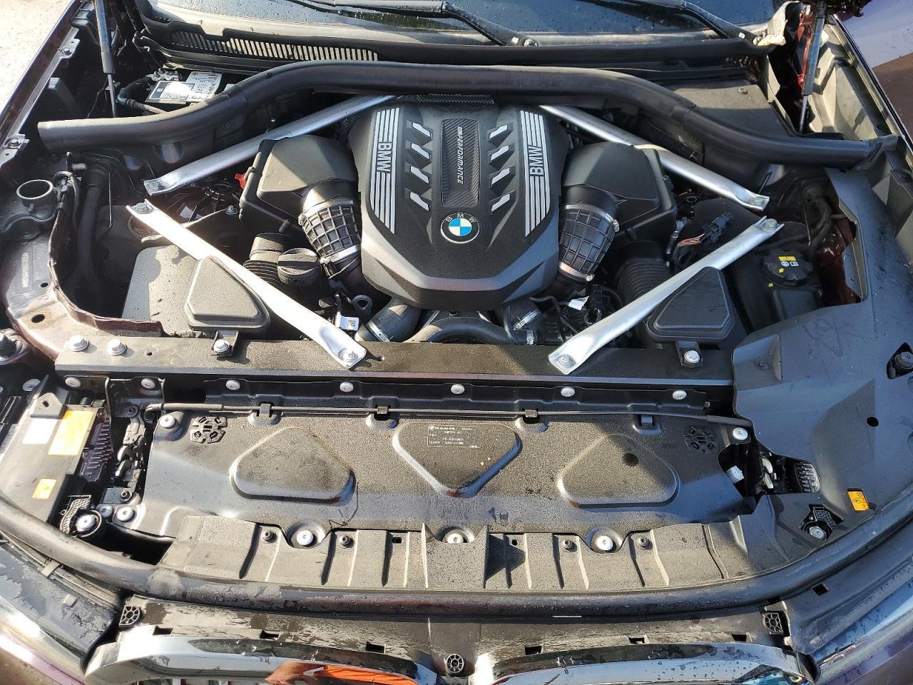 2022 BMW X7