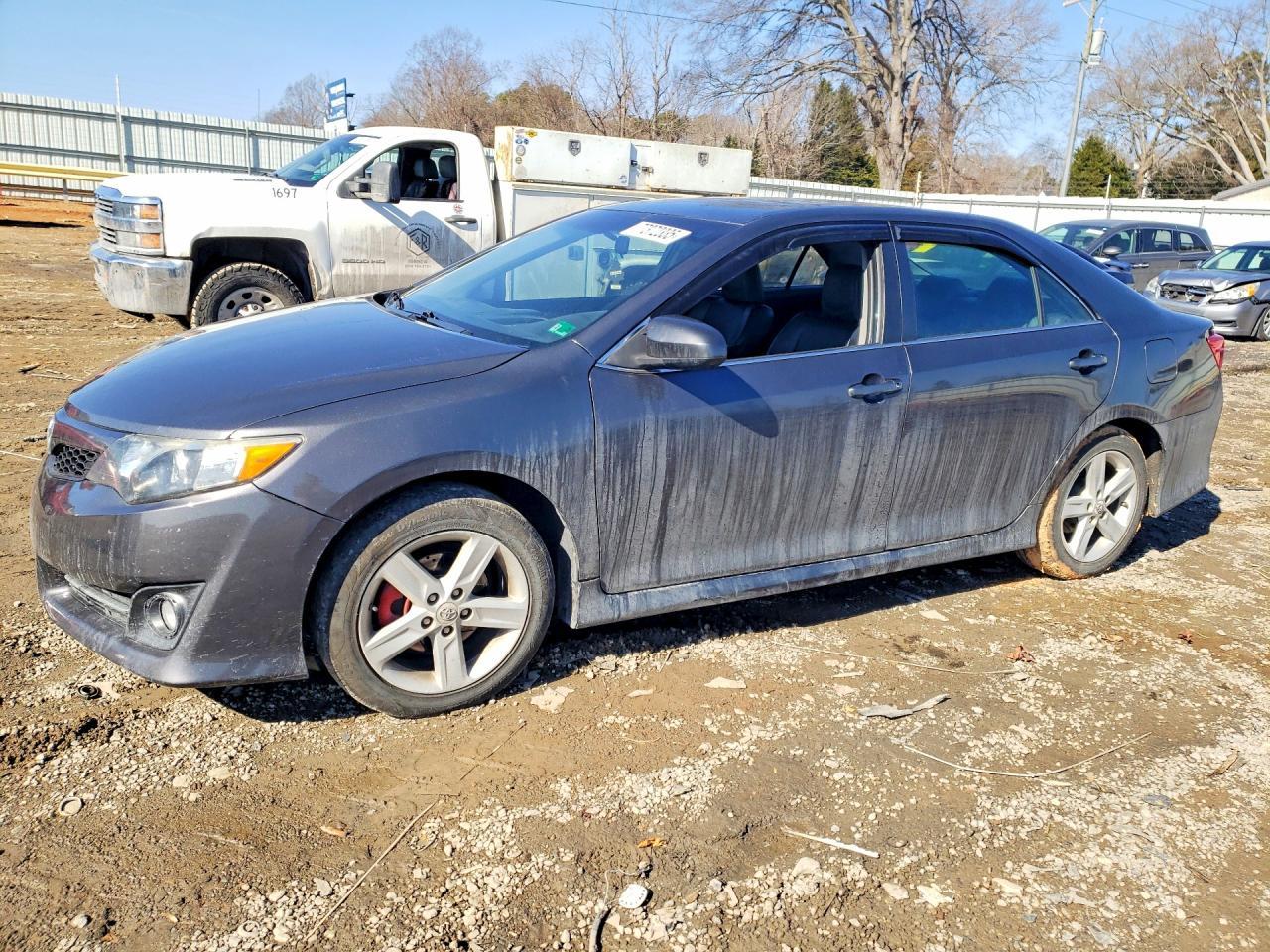 2012 TOYOTA CAMRY