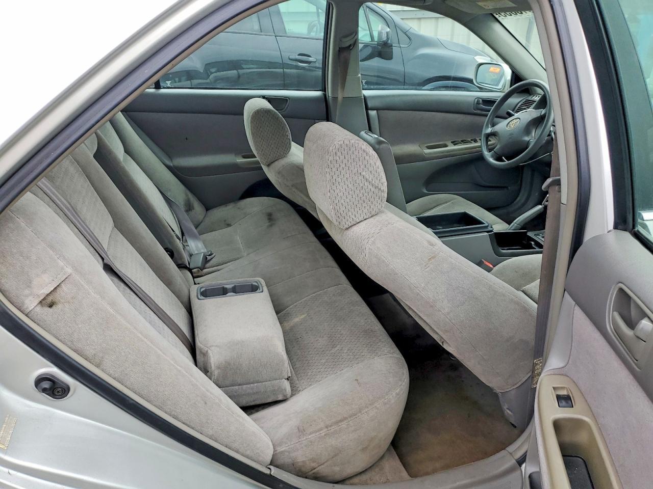 2002 TOYOTA CAMRY