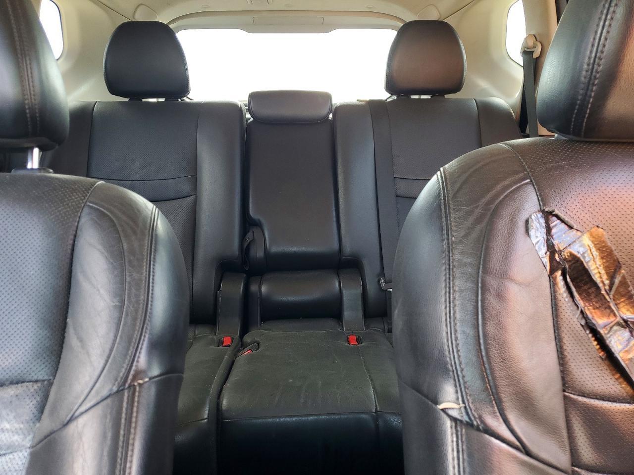 2014 NISSAN ROGUE