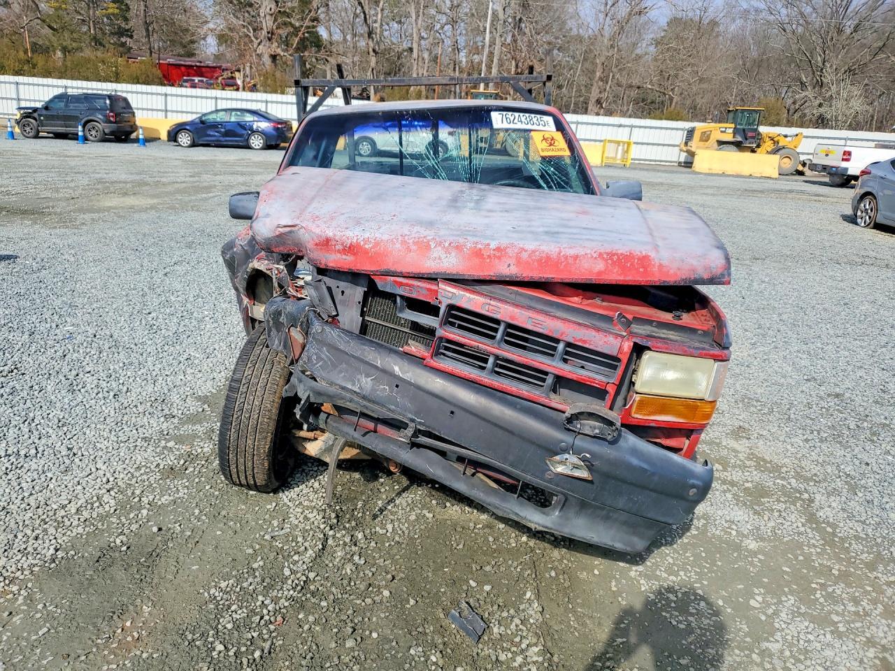 1993 DODGE Dakota