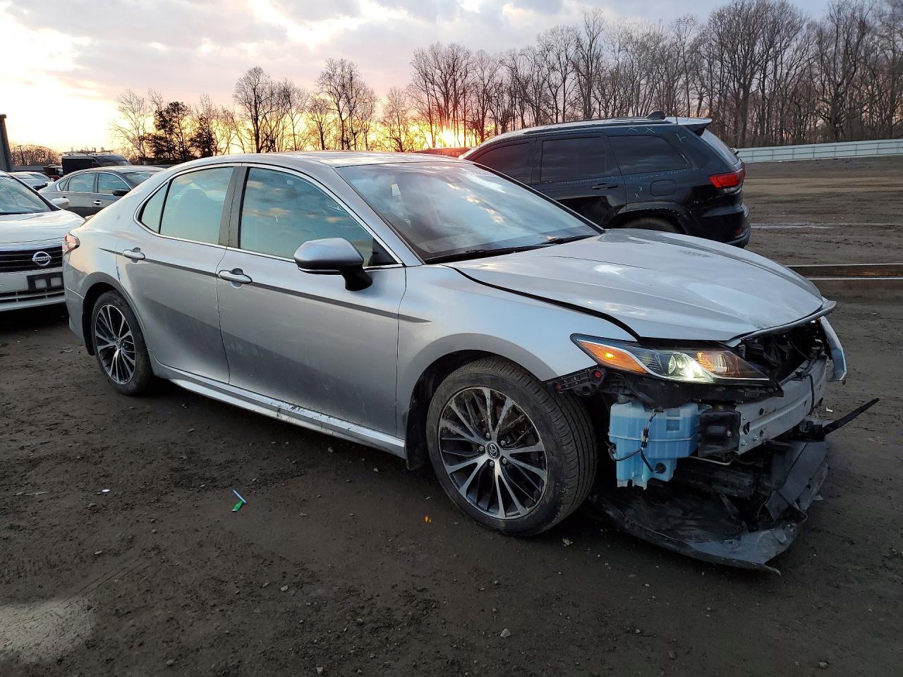 2019 TOYOTA CAMRY
