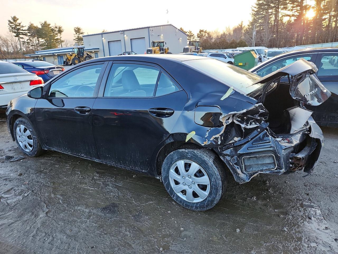 2015 TOYOTA COROLLA
