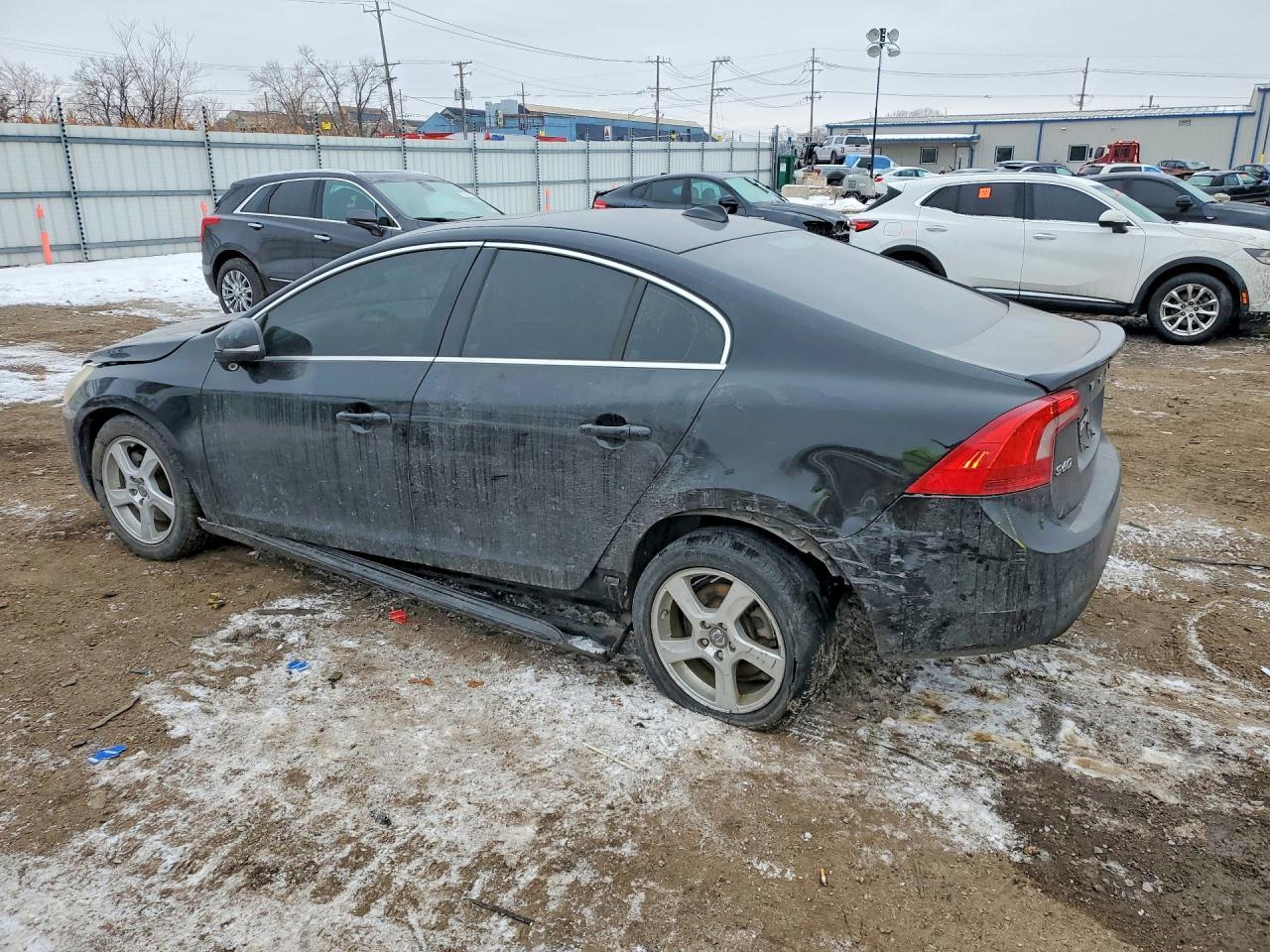 2013 VOLVO S60
