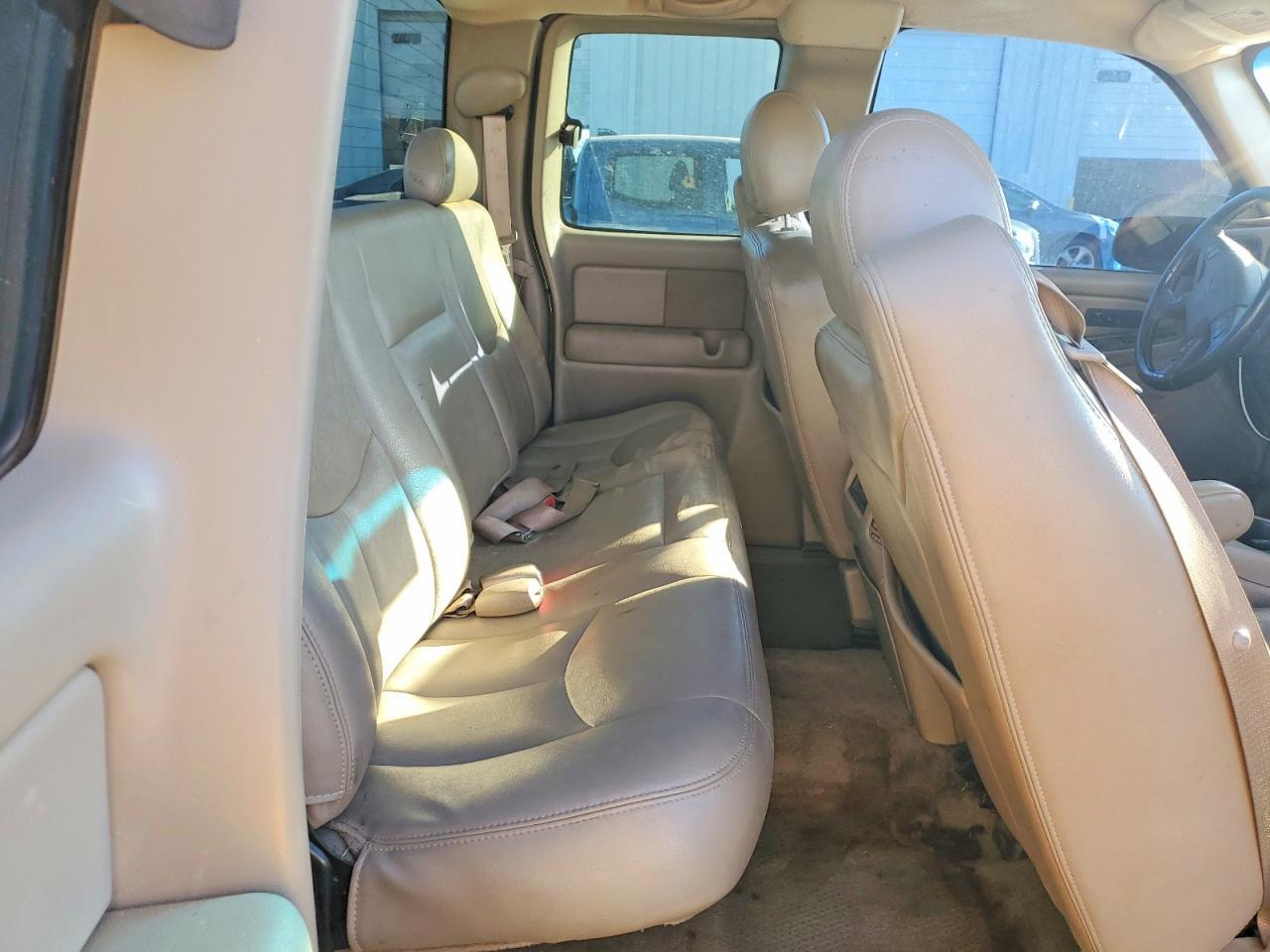 2004 CHEVROLET Silverado