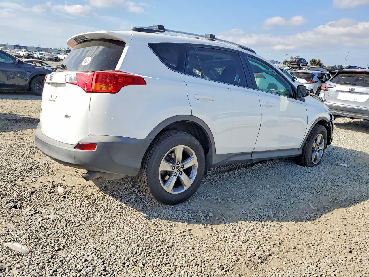 2015 TOYOTA RAV4