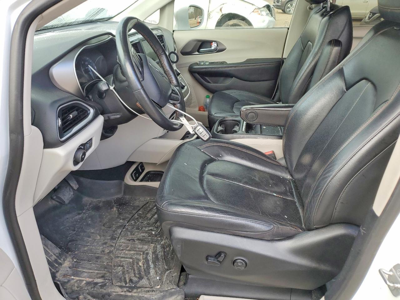 2020 CHRYSLER Pacifica