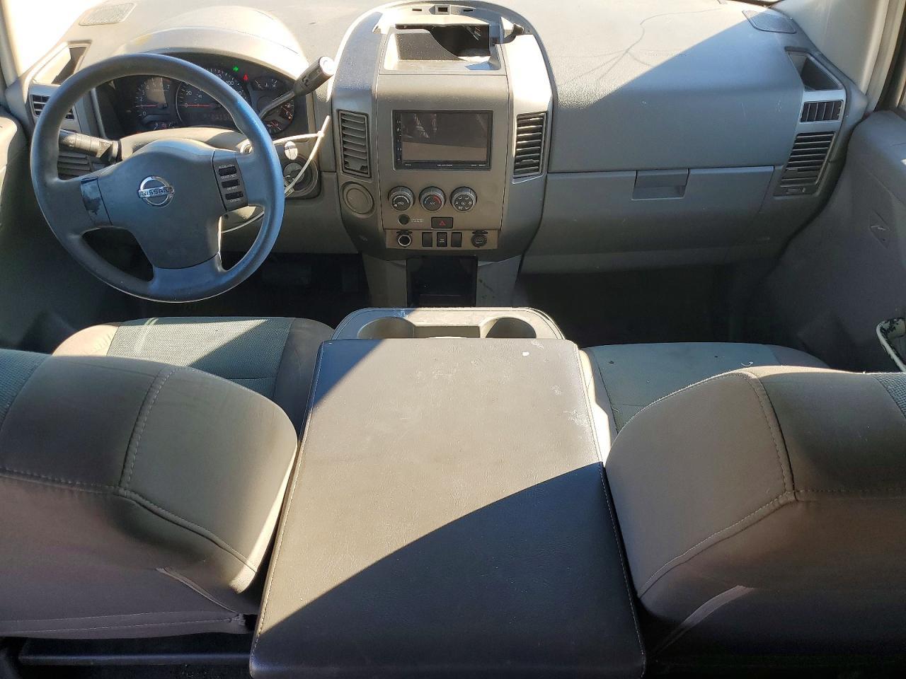 2006 NISSAN Titan