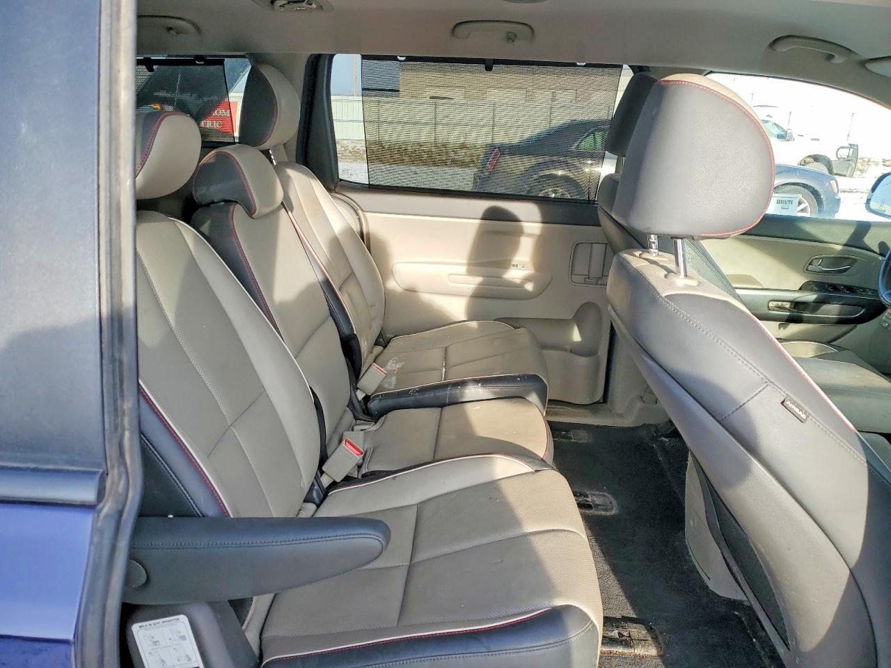 2018 KIA SEDONA