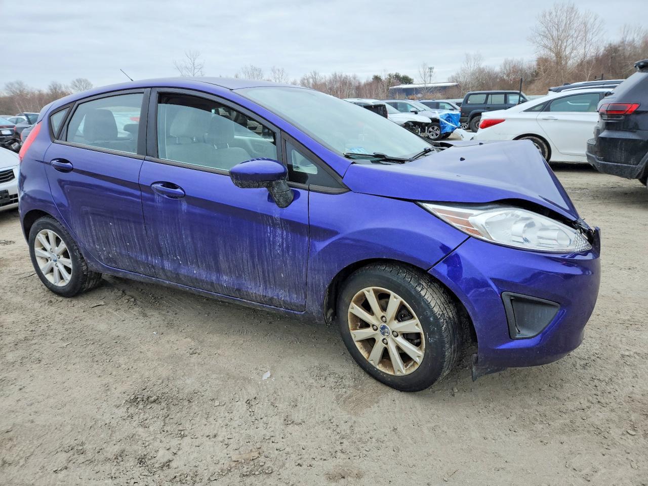2011 FORD Fiesta