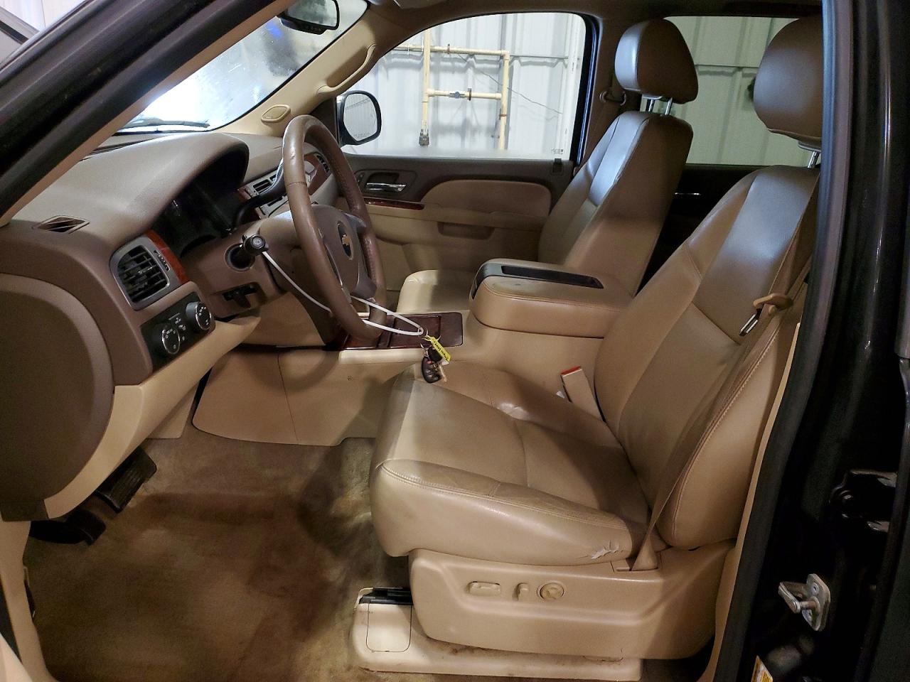 2012 CHEVROLET Suburban